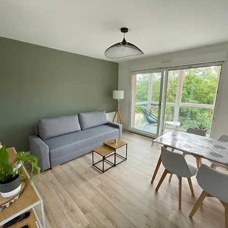Appartement Avec Loggia Et Parking Prive Louviers Extérieur photo